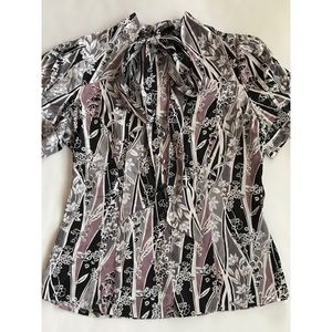 BCBGMAXAZRIA Short Sleeve Top   Medium